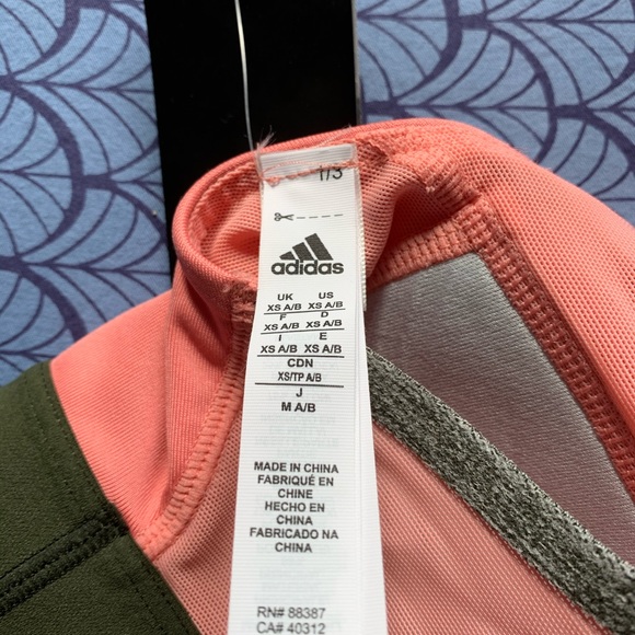 Adidas Halter Bra Sports Bra size XS - Picture 9 of 10